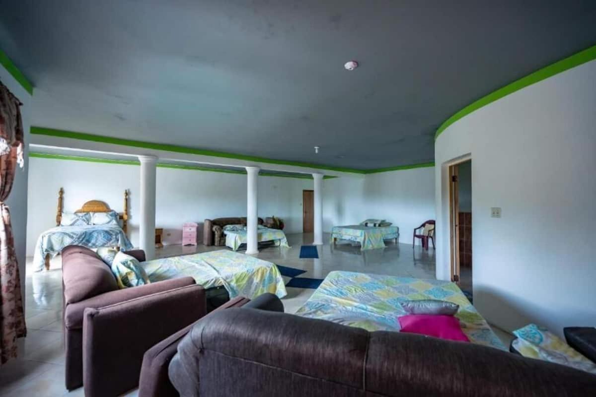 Sweetsop Jamaica Villa And Tours Montego Bay Exteriör bild